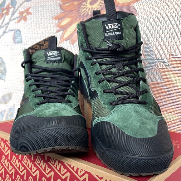 Vans WMNS Ultrarange Exo
Mountain View
VN0A5KS5BD6
Sneakers Boots - Picture 10 of 16